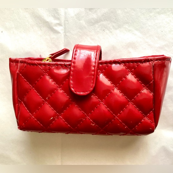 New❣️ Red Gold Patent Leather Zipper Bag - Picture 1 of 11